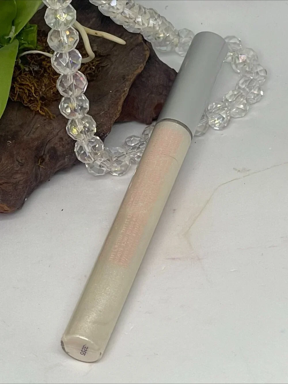 American Eagle AE AURA Shimmer Lip Gloss - Shimmery White - Full Size - Rare!